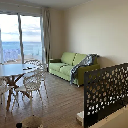 Blue Wave Apartamento Letojanni