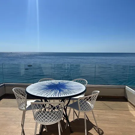 Blue Wave Apartamento Letojanni